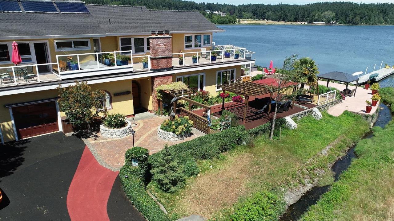 Birds Of A Feather Victoria Oceanfront Studio Suites Colwood 외부 사진
